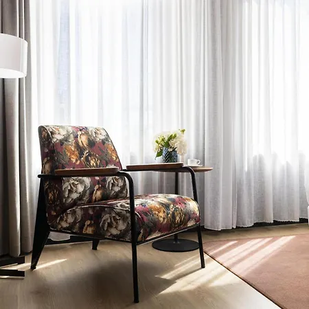 Nh Collection Flower Market 4*