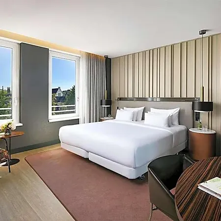 Nh Collection Flower Market Hotel