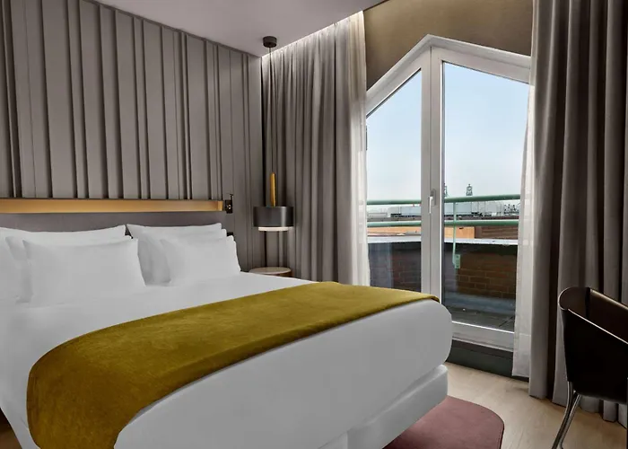 Nh Collection Flower Market Hotel