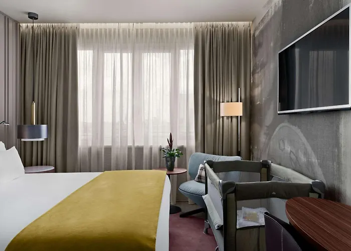 Nh Collection Flower Market Hotel