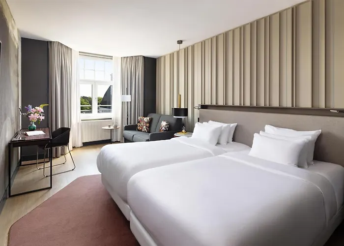 Nh Collection Flower Market Hotel