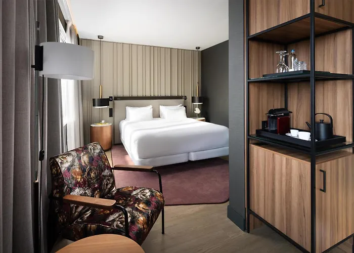 Nh Collection Flower Market