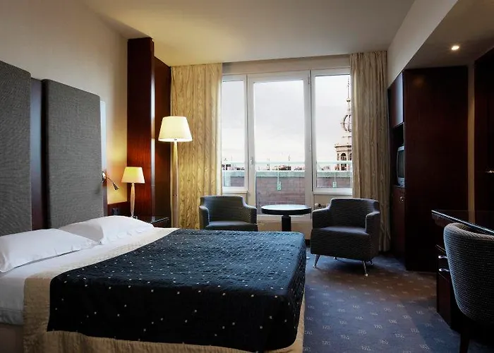 Hotel Nh Collection Flower Market