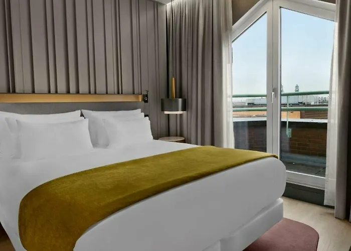 Hotel Nh Collection Flower Market