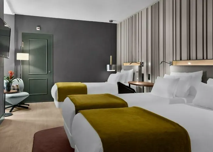 Hotel Nh Collection Flower Market